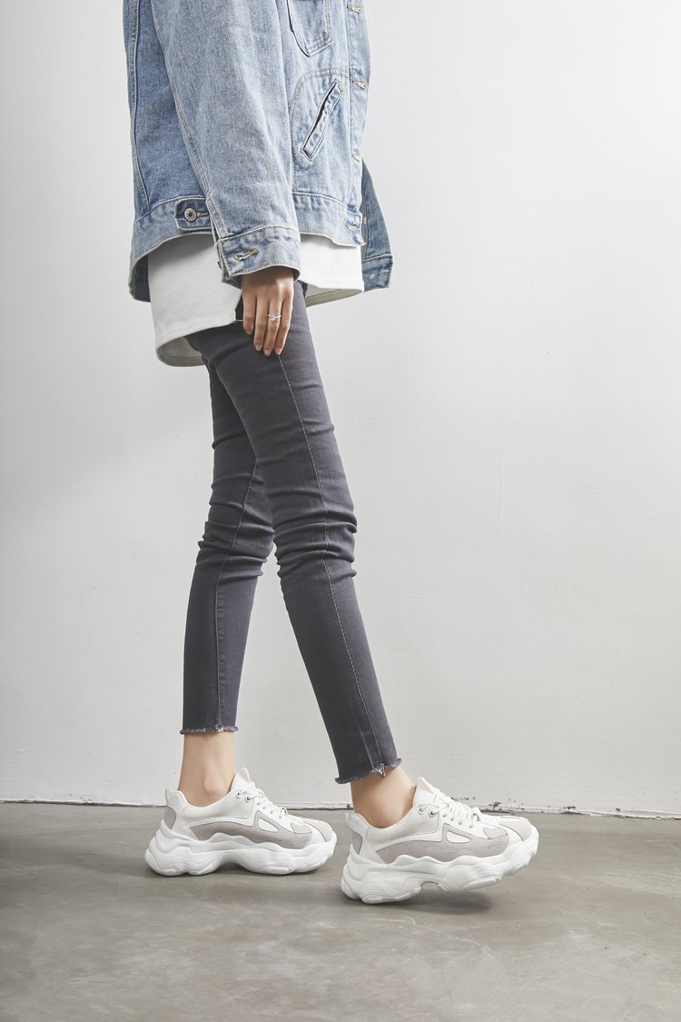 product-image-1075622937